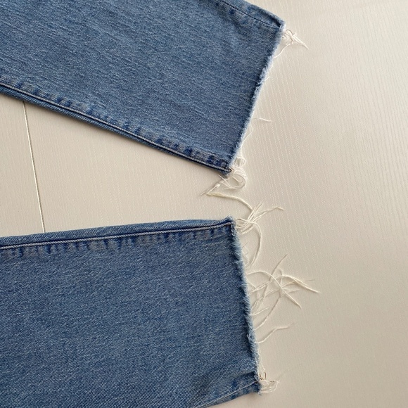 Madewell The Curvy Perfect Vintage Jean Cropped Distressed Size 32 - Picture 6 of 16